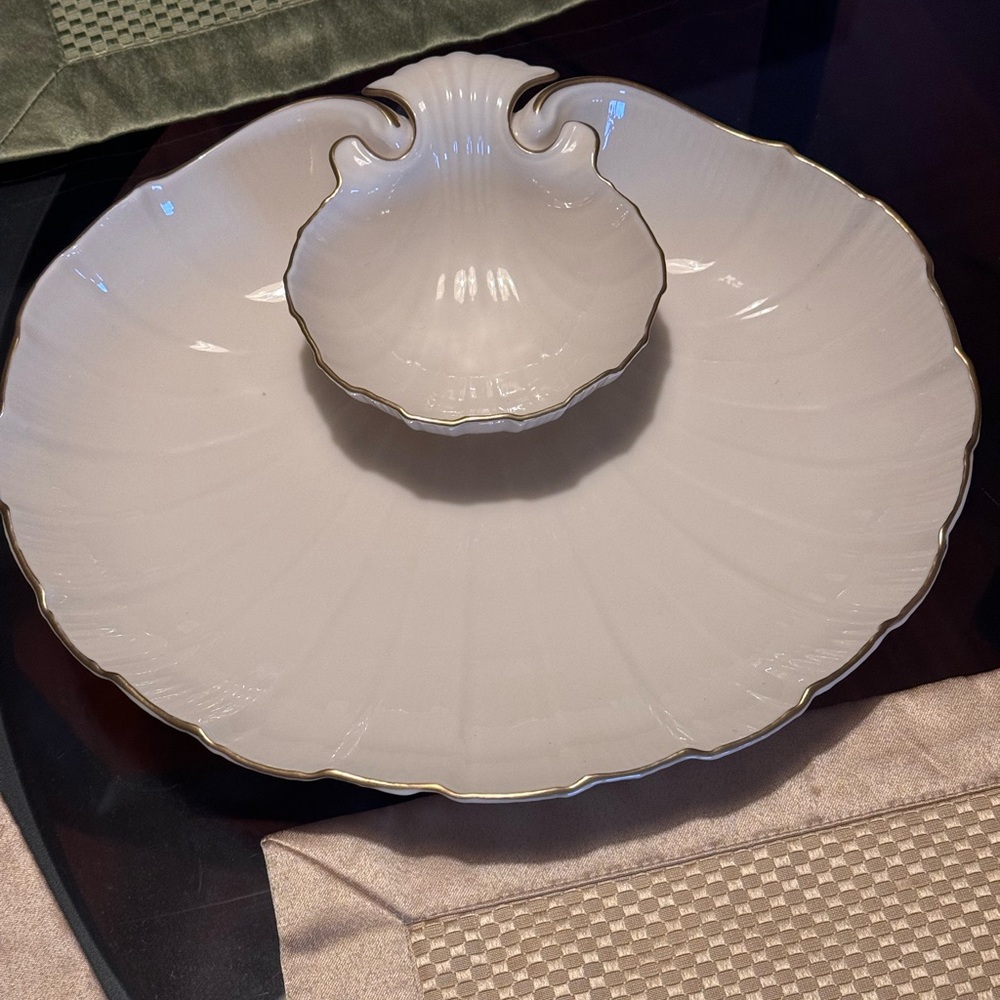 Lenox chip and dip platter